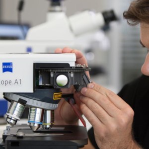 Maintenance de microscope