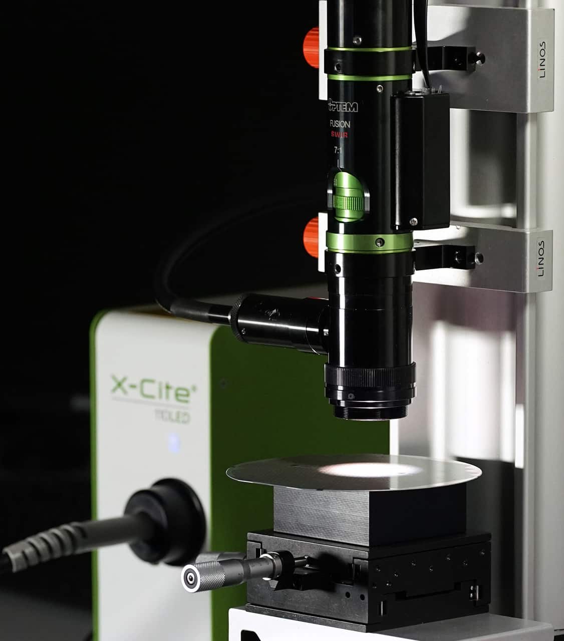 Zoom Optem pour microscope